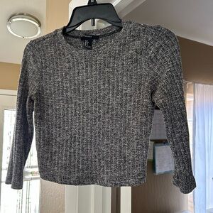 Gray Textured quarter length Sleeve Sweater